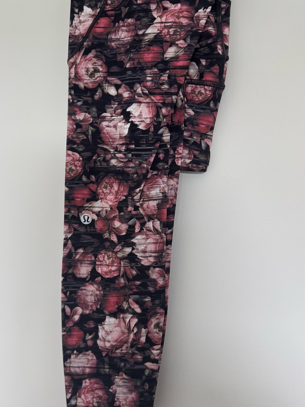 Lululemon Wunder Under Hi-Rise Tight *Nulux
Peony Multi